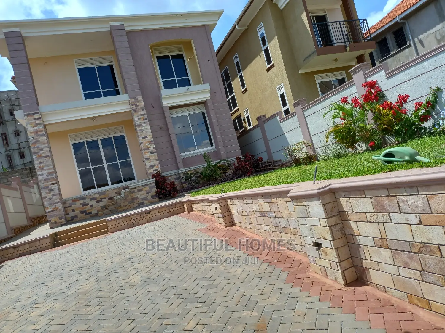 Furnished 4bdrm Mansion in Kira Wealthy Estate for Sale in Kira