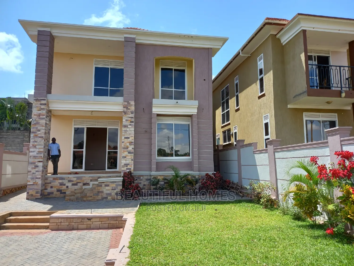 Furnished 4bdrm Mansion in Kira Posh Estate for Sale in Kira