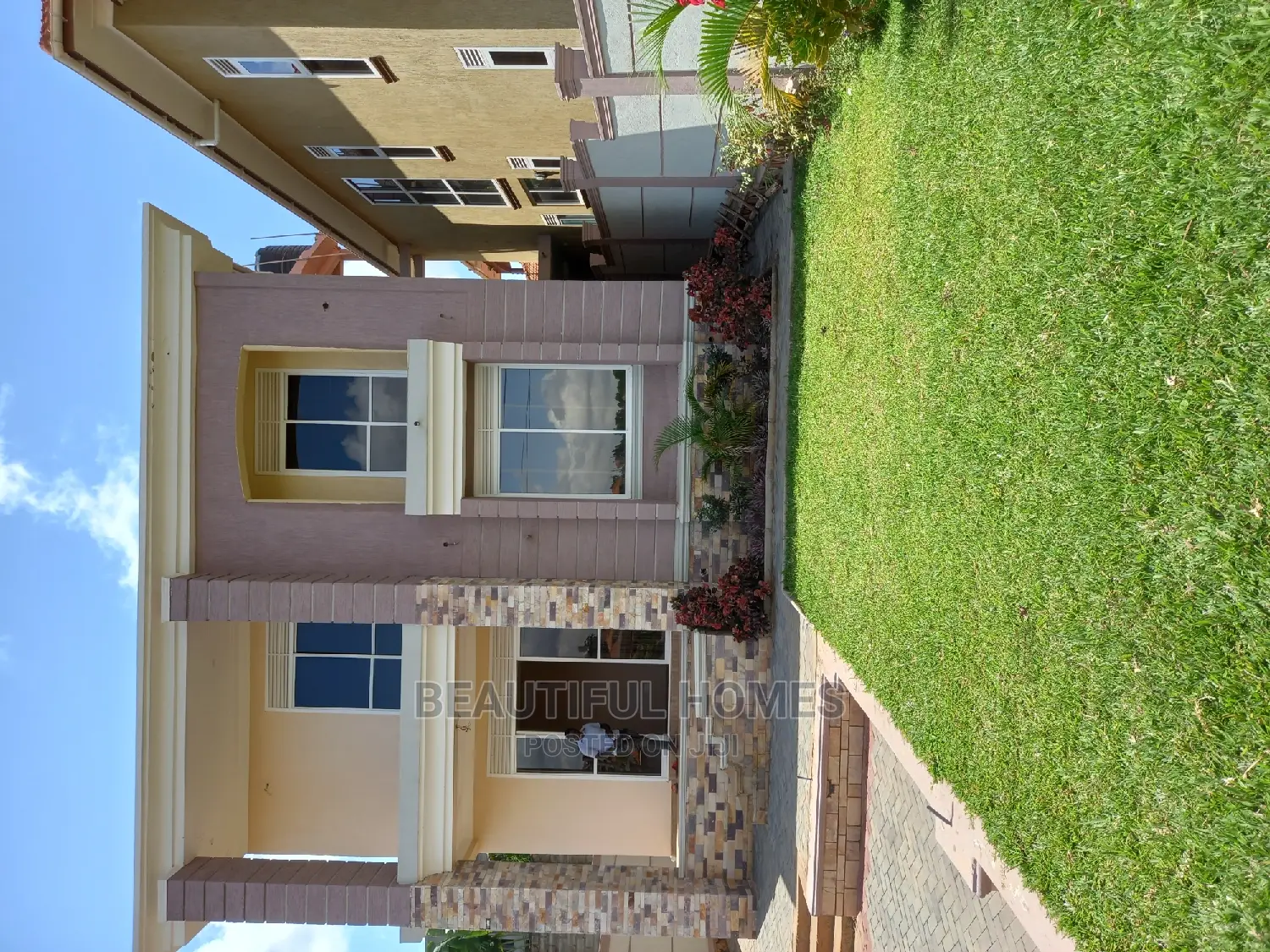 Furnished 4bdrm Mansion in Kira Posh Estate for Sale in Kira
