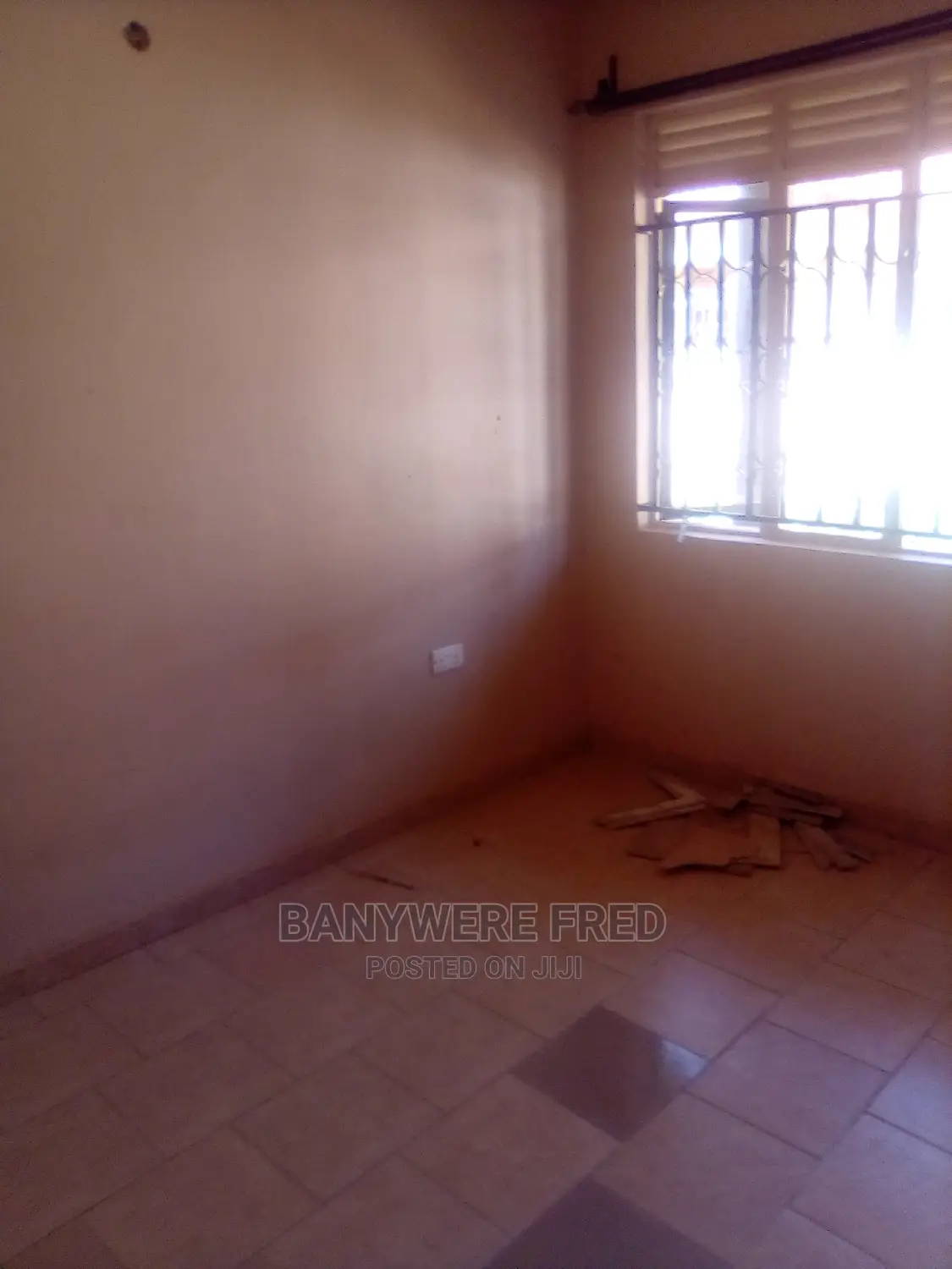 Furnished 2bdrm Bungalow in Kira for Rent in Kira