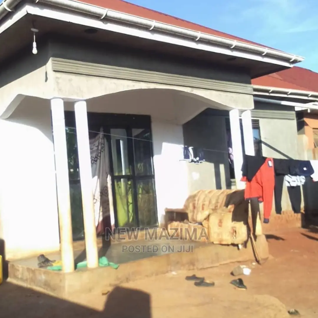 2bdrm House in After Munyonyo, Division B for sale in Division B