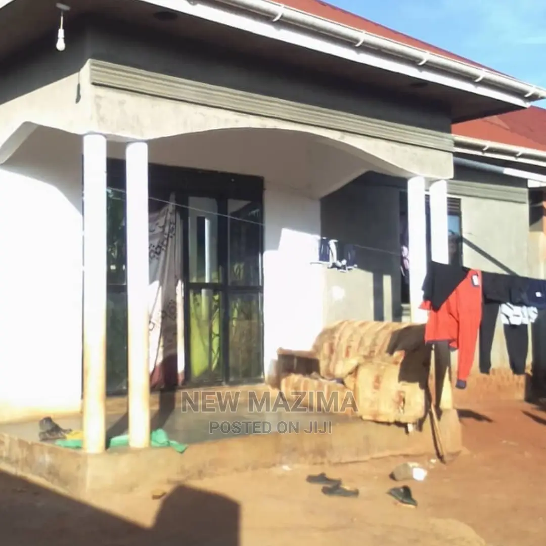 2bdrm House in After Munyonyo, Division B for sale in Division B