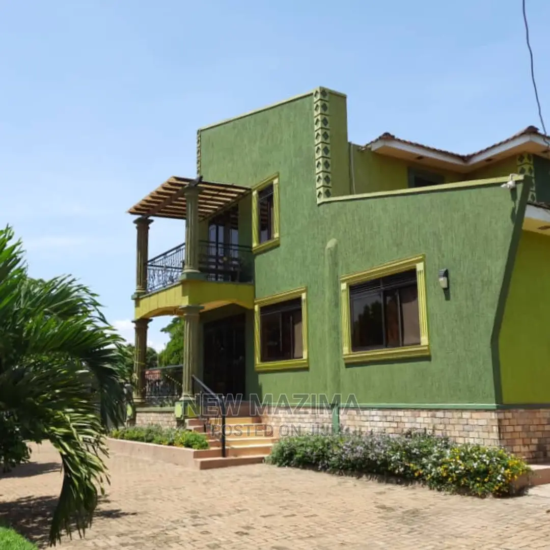 Furnished 4bdrm Mansion in Kigo Near Serena, Division B for Rent in Division B