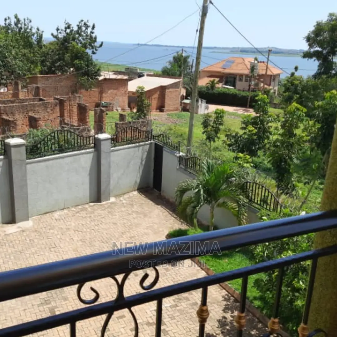 Furnished 4bdrm Mansion in Kigo Near Serena, Division B for Rent in Division B
