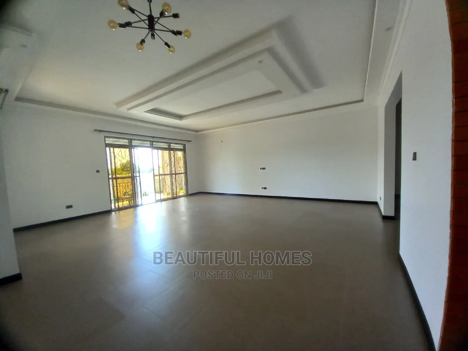 Furnished 4bdrm Bungalow in Kira Corporate for Sale in Kira