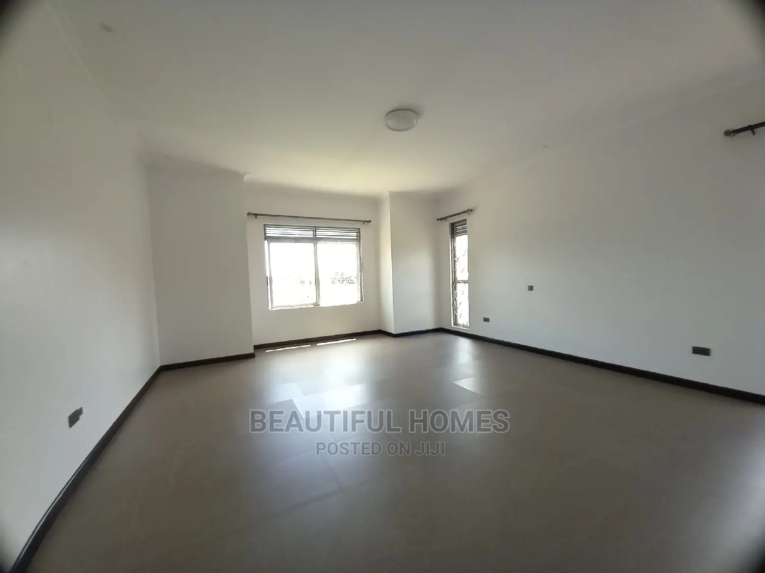 Furnished 4bdrm Bungalow in Kira Corporate for Sale in Kira