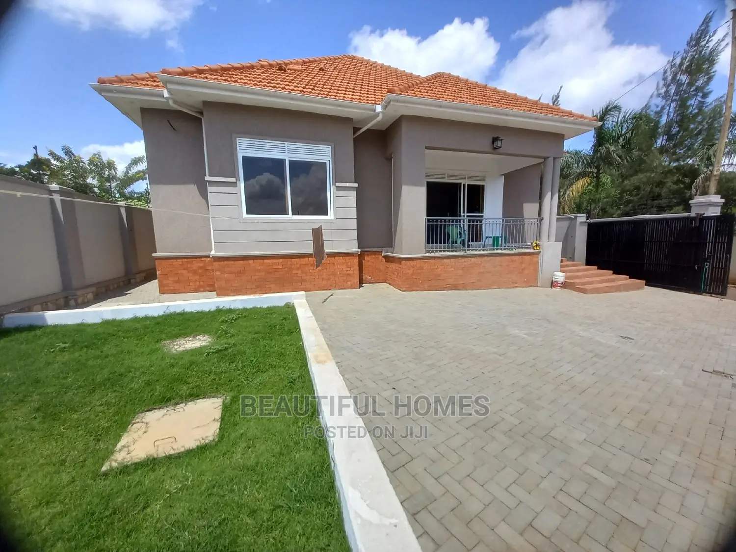 Furnished 4bdrm House in Kira for Sale in Kira