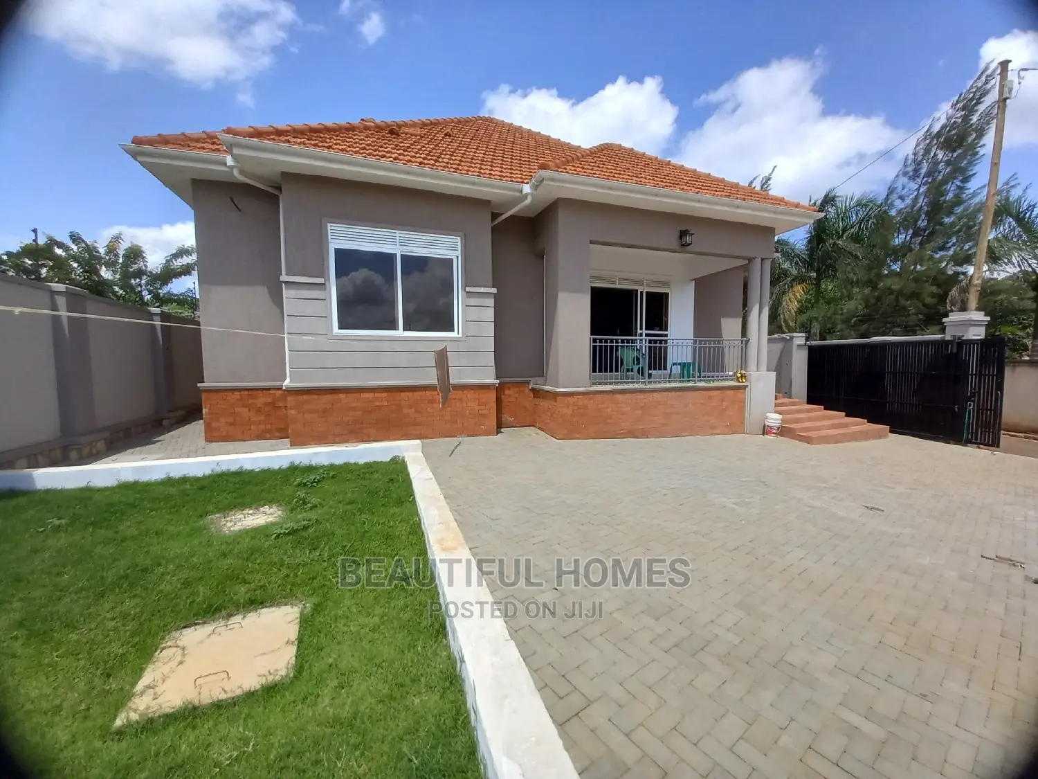 Furnished 4bdrm House in Kira for Sale in Kira