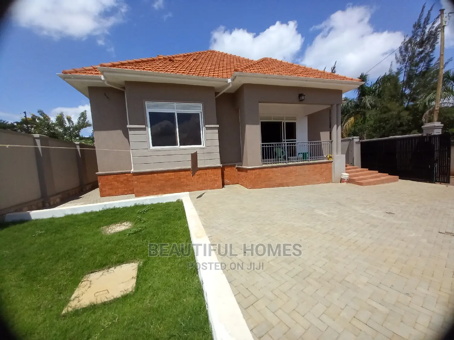 Furnished 4bdrm Maisonette in Kira for Sale in Kira