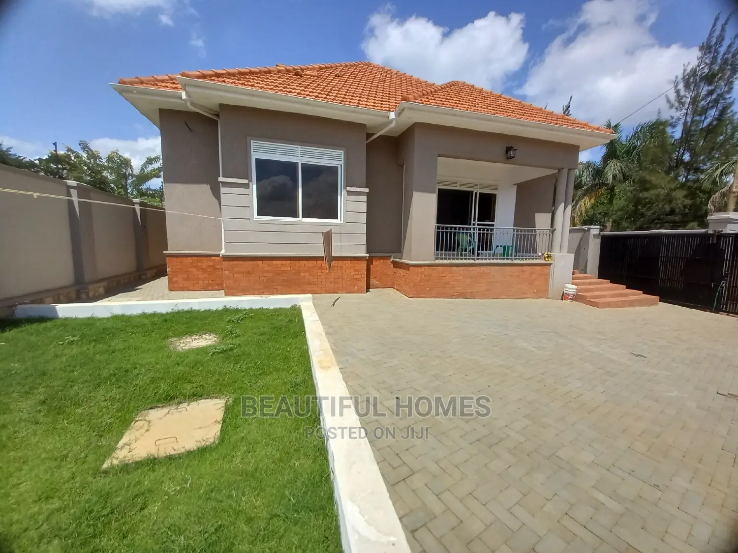 Furnished 4bdrm Maisonette in Kira for Sale in Kira
