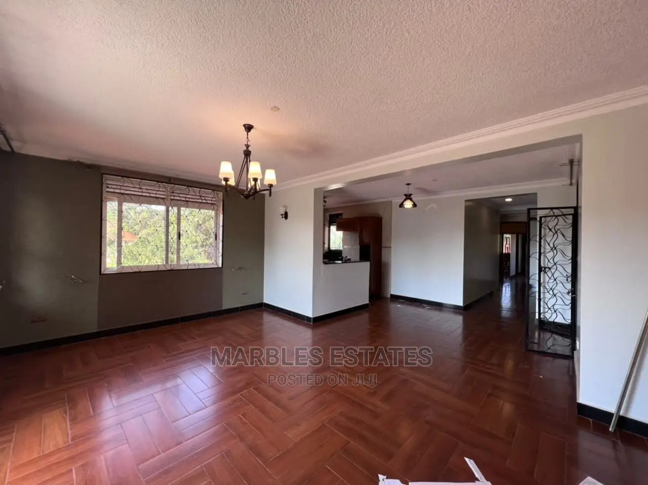 3bdrm Apartment in Muyenga, Central Division for Sale in Central Division