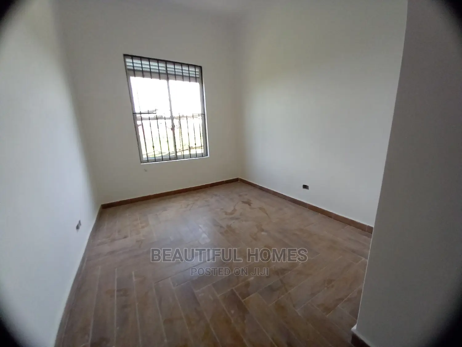 Furnished 4bdrm Mansion in Najjera, Central Division for Sale in Central Division