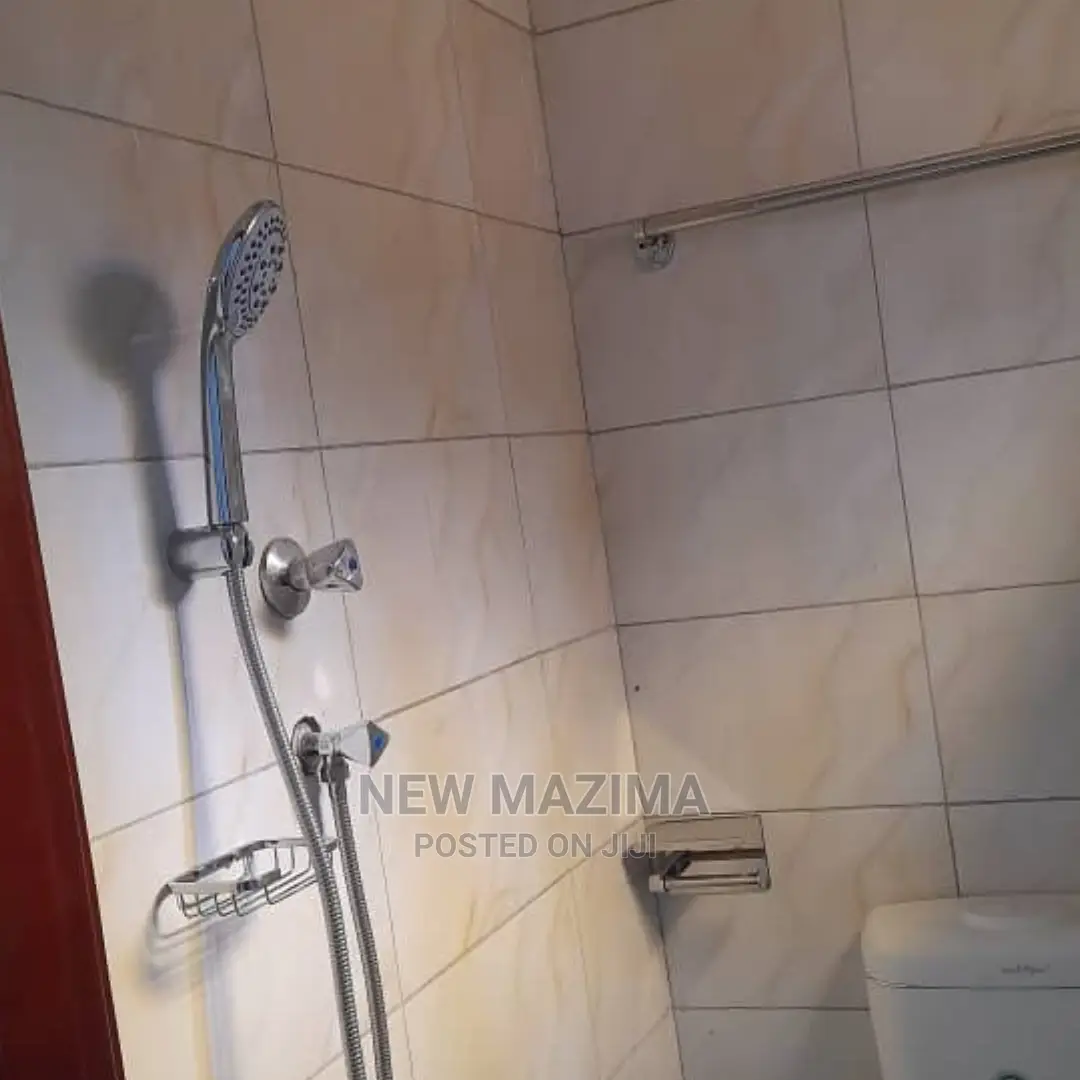 1bdrm House in Zana Ntebe Rd, Division B for Rent in Division B