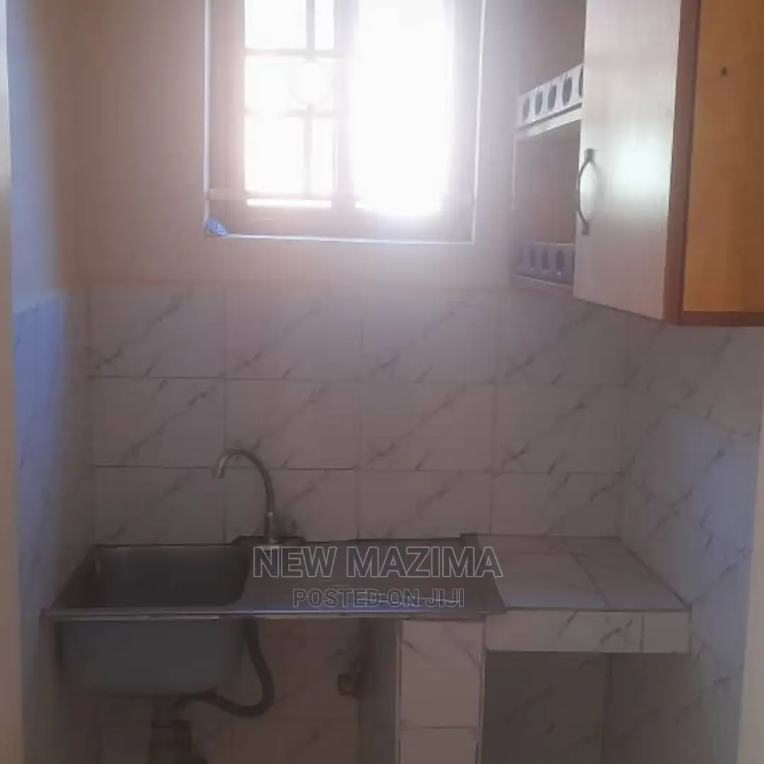 1bdrm House in Makindye Town, Division B for Rent in Division B