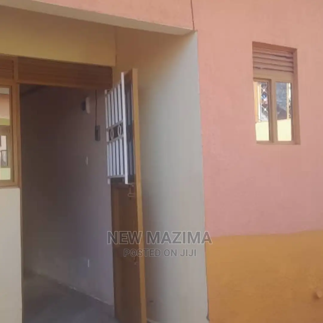 1bdrm House in Makindye Town, Division B for Rent in Division B