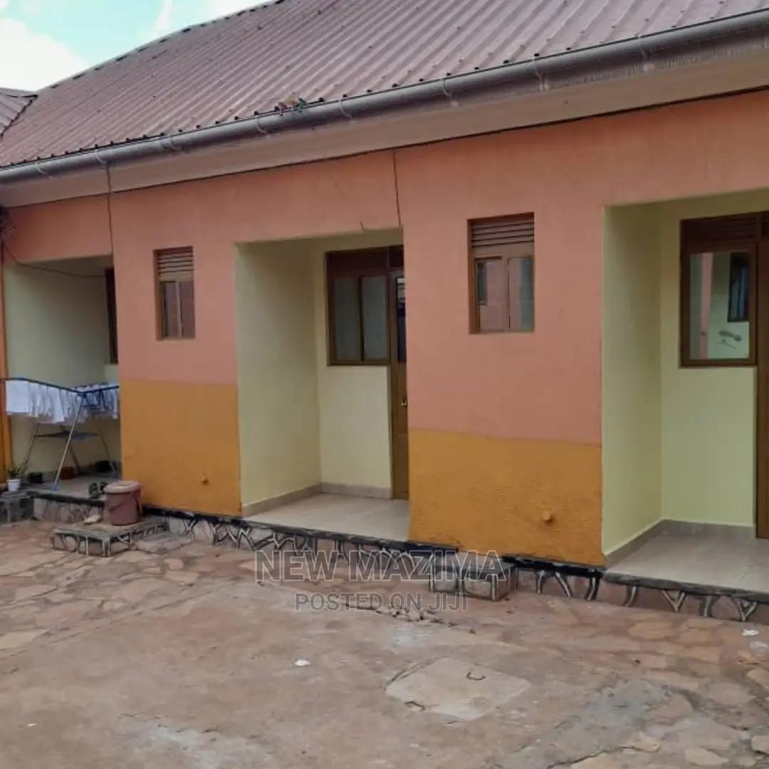 1bdrm House in Makindye Town, Division B for Rent in Division B