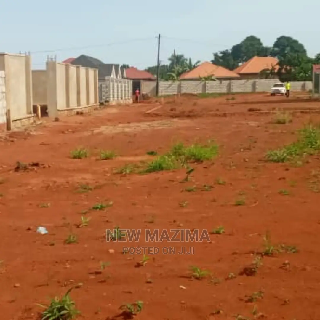 Nice Plot Forced Sale After Munyonyo in First Traffic Lights in Division B