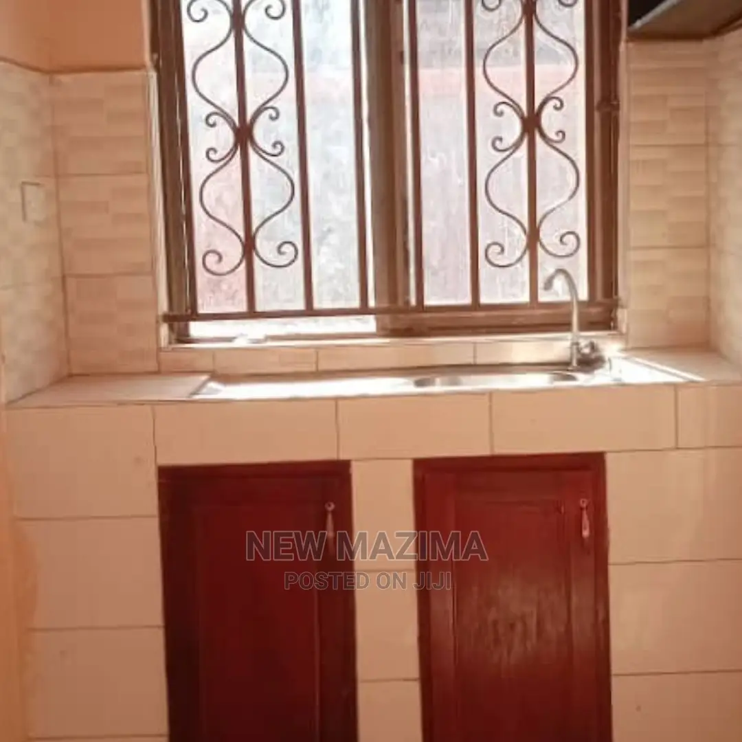 1bdrm House in Salaama Munyonyo Rd, Division B for Rent in Division B