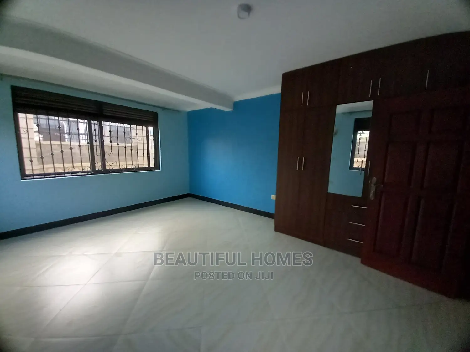 Furnished 4bdrm House in Kira Organised for Sale in Kira