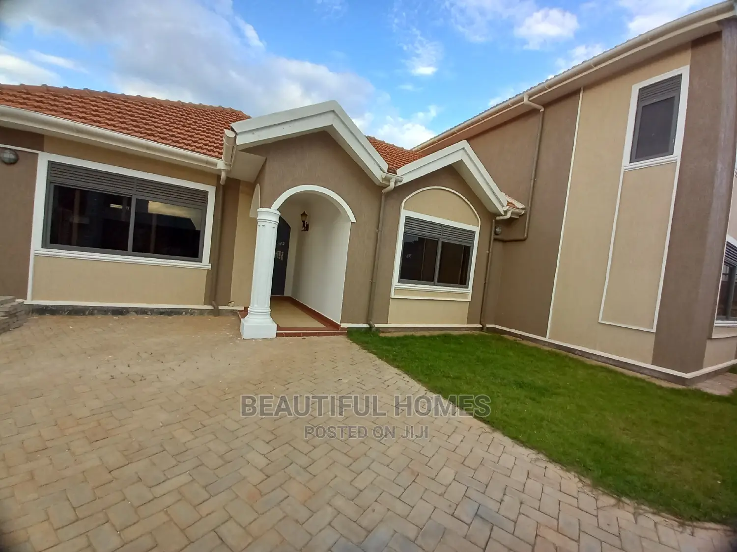 Furnished 4bdrm Mansion in Kampala, Central Division for Sale in Central Division
