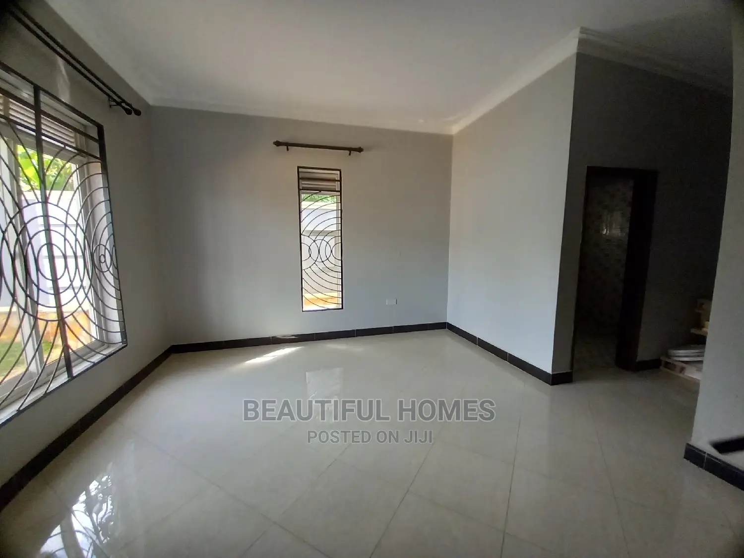 Furnished 4bdrm Maisonette in Kira, Central Division for Sale in Central Division