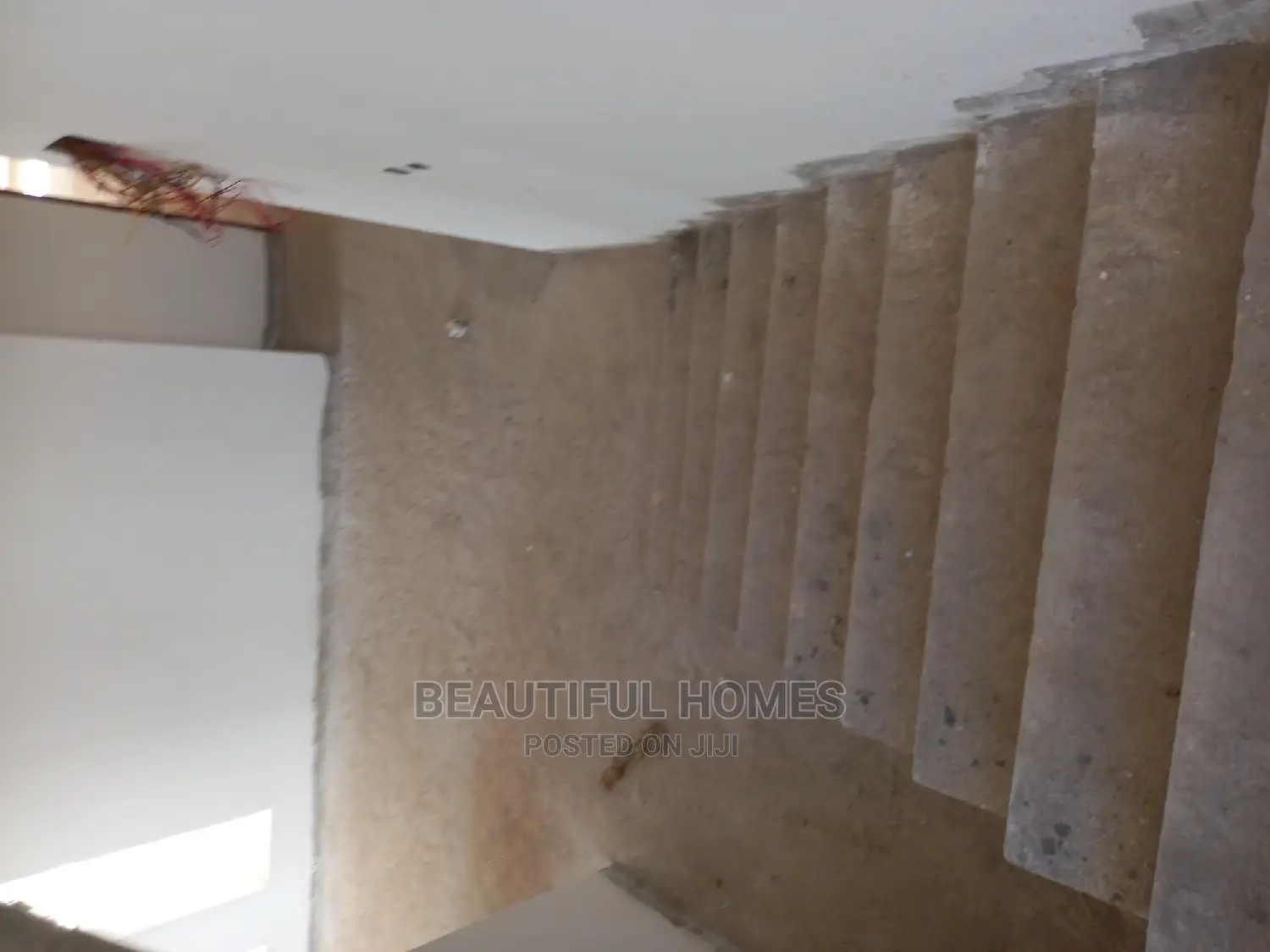 Furnished 6bdrm House in Munyonyo, Makindye for Sale in Makindye