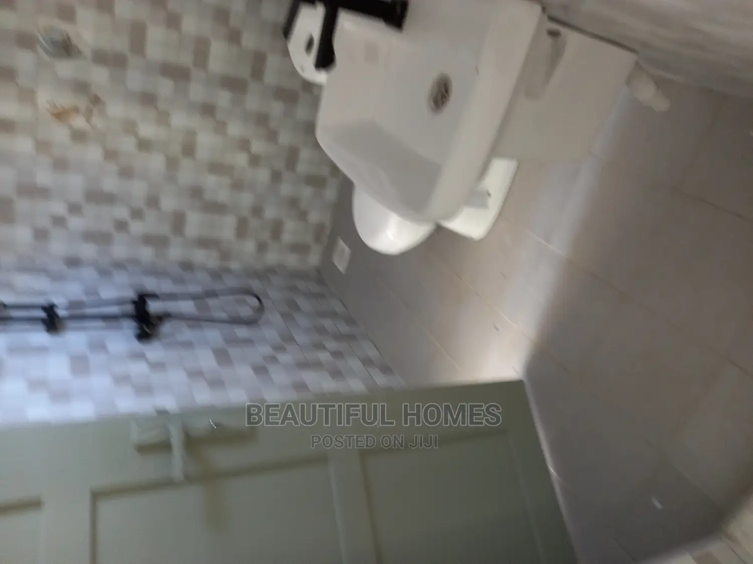 Furnished 1bdrm Block of Flats in Munyonyo, Makindye for Sale in Makindye