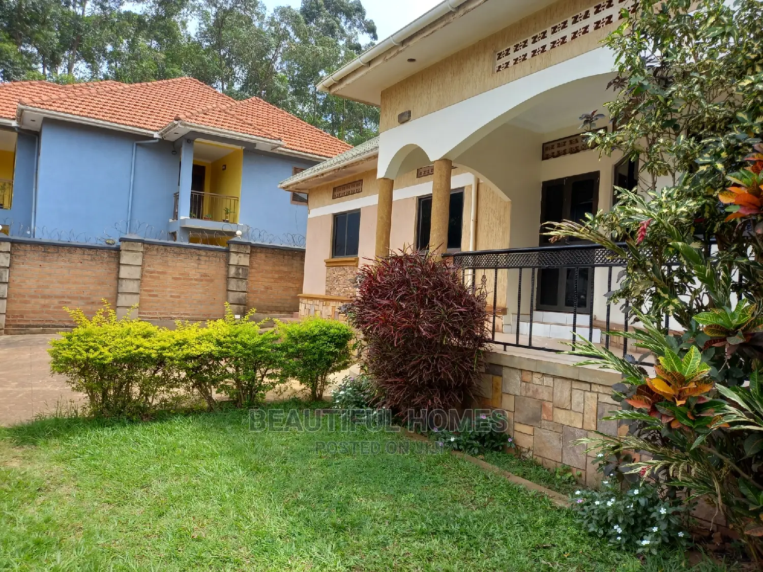 Furnished 4bdrm Bungalow in Kira, Central Division for Sale in Central Division