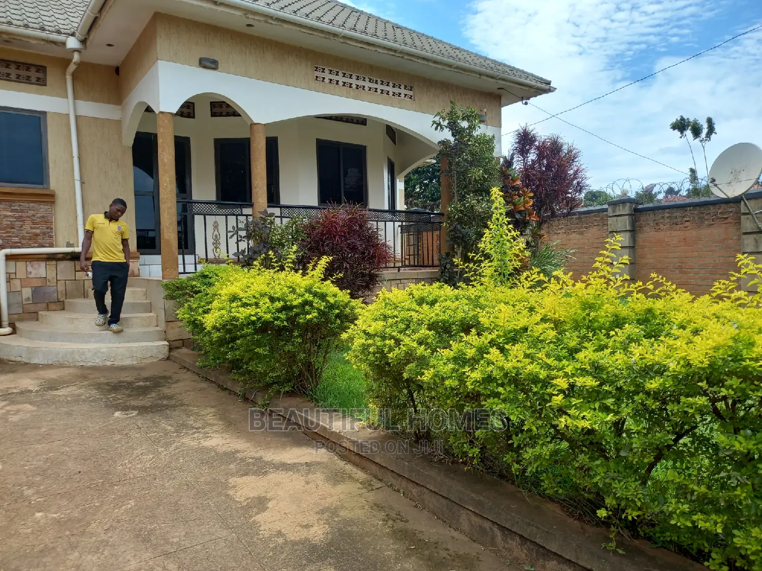 Furnished 4bdrm House in Kira Classy, Central Division for Sale in Central Division