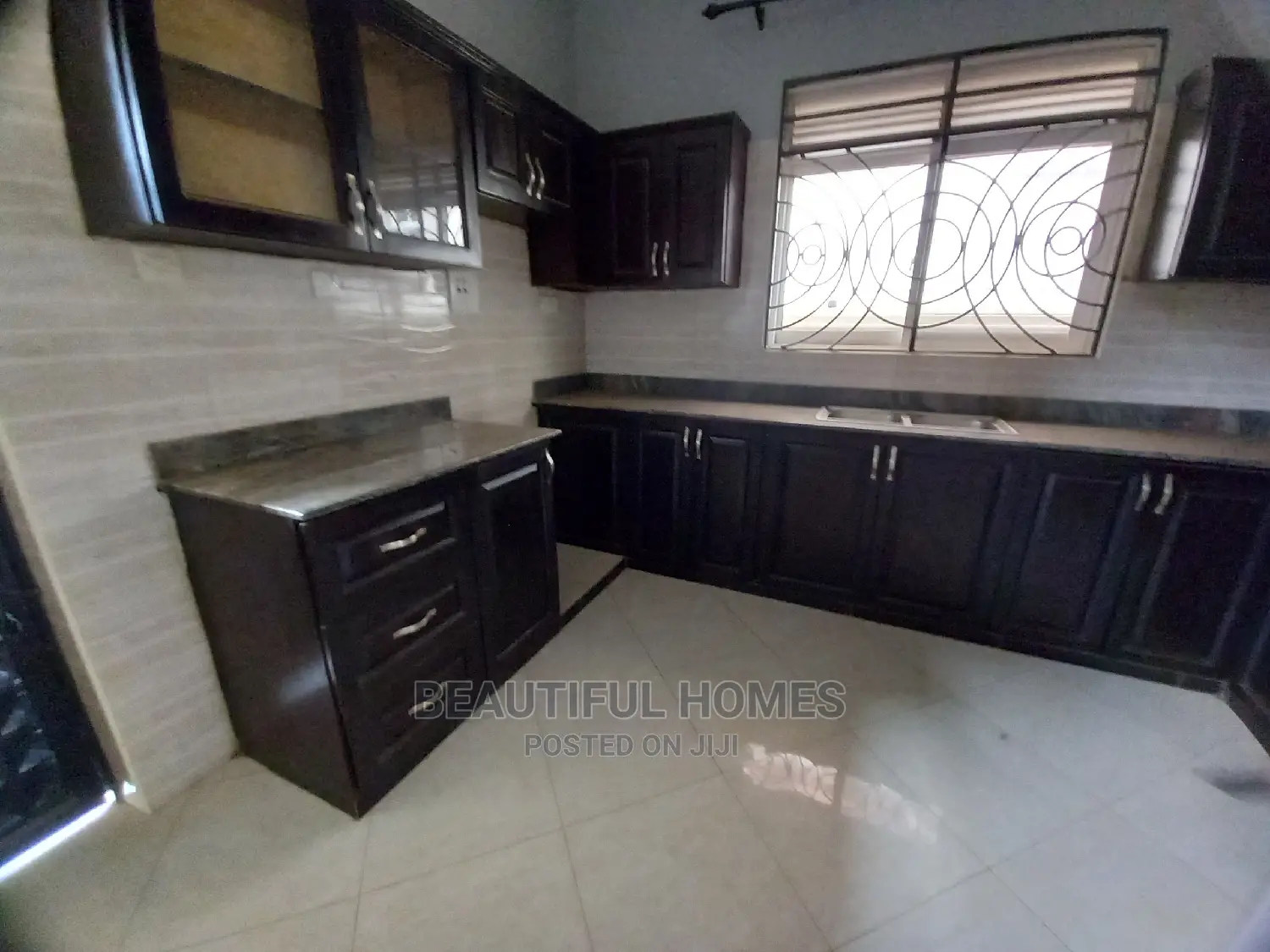 Furnished 4bdrm Bungalow in Kira Nice for Sale in Kira