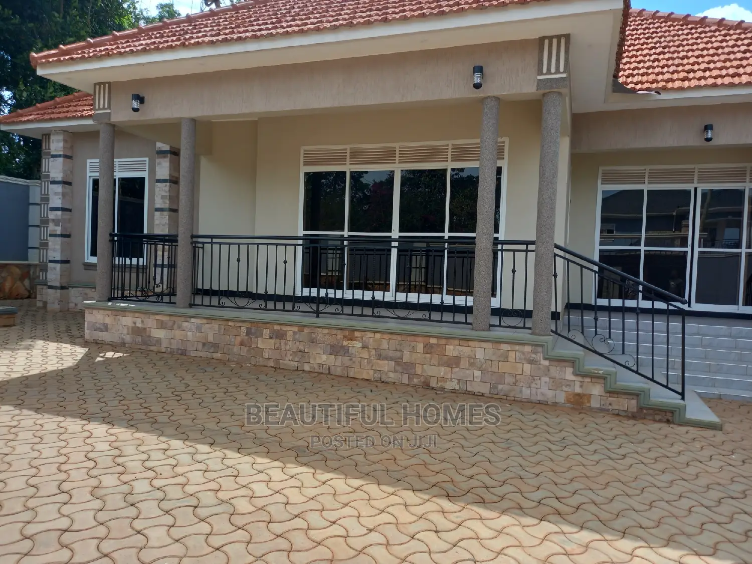 Furnished 4bdrm Bungalow in Kira Nice for Sale in Kira
