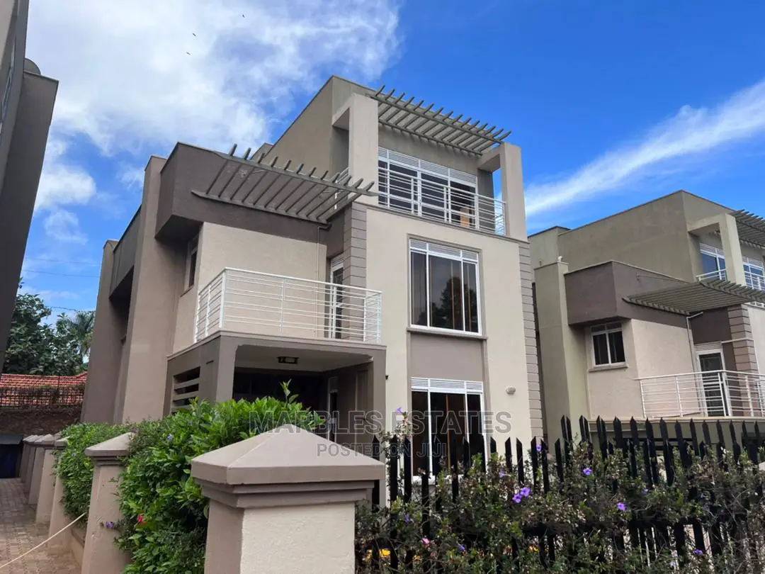4bdrm Townhouse/Terrace in Bugoloobi, Central Division for Rent in Central Division