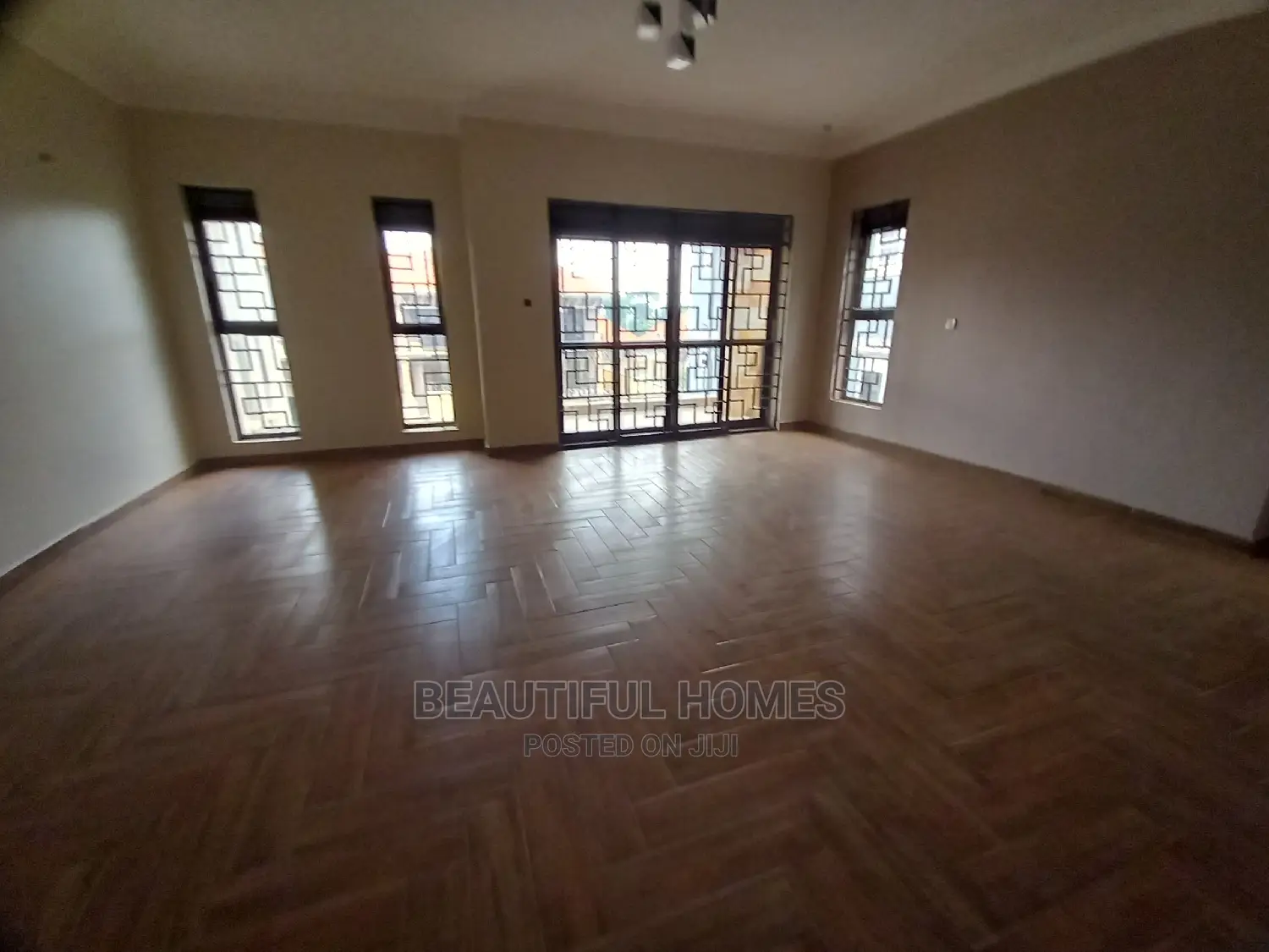 Furnished 6bdrm Mansion in Najjera, Central Division for Sale in Central Division