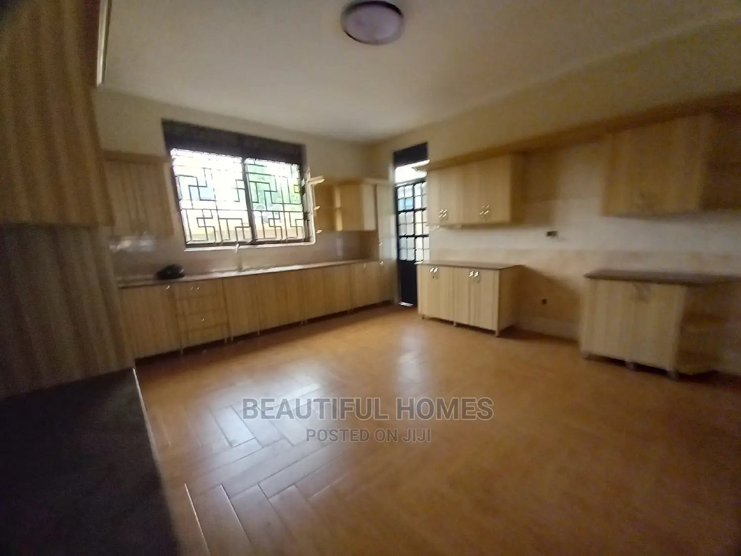 Furnished 6bdrm Mansion in Najjera Tarmack Lane, Central Division in Central Division
