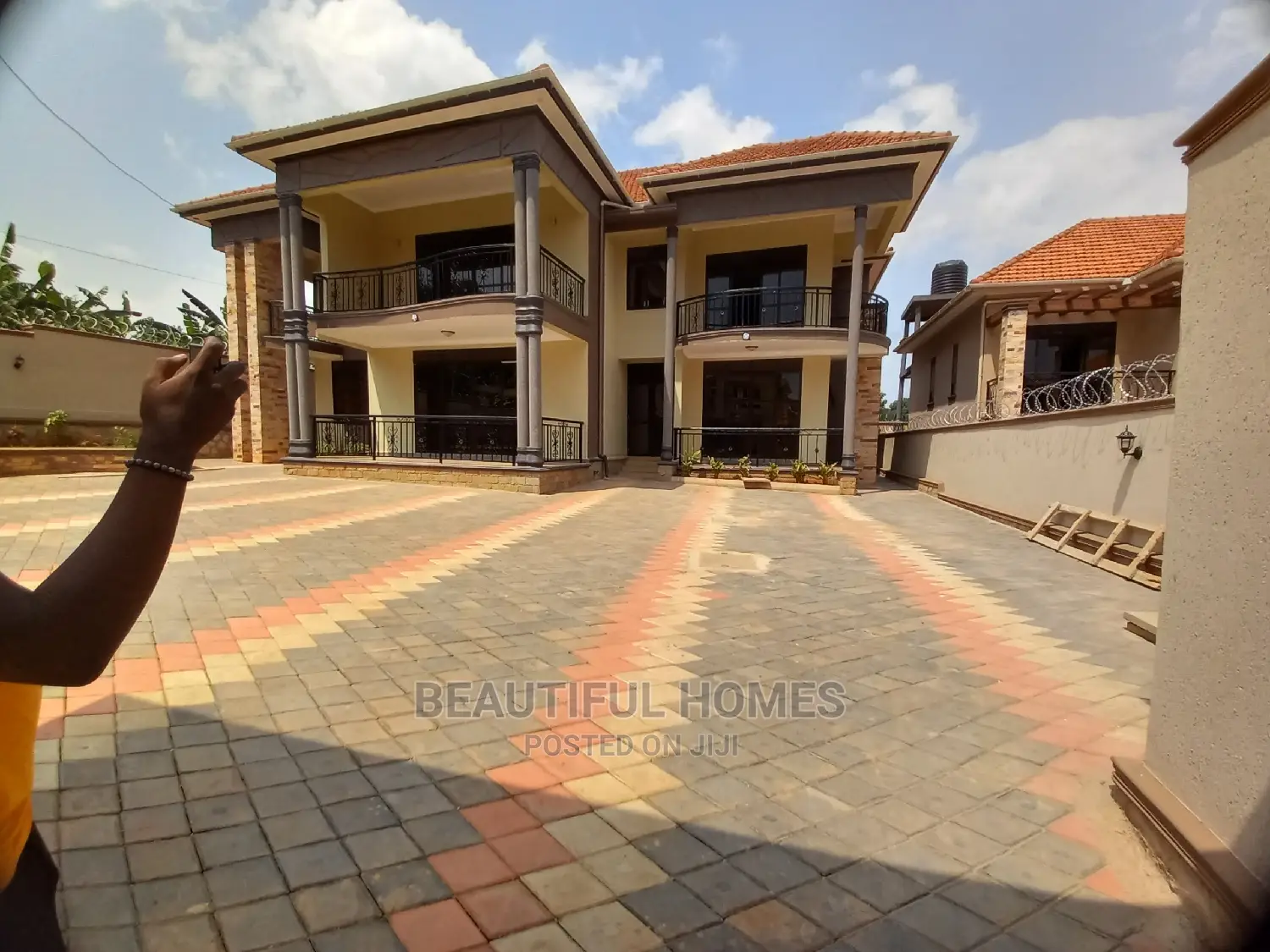 Furnished 6bdrm Mansion in Najjera Tarmack Lane, Central Division in Central Division
