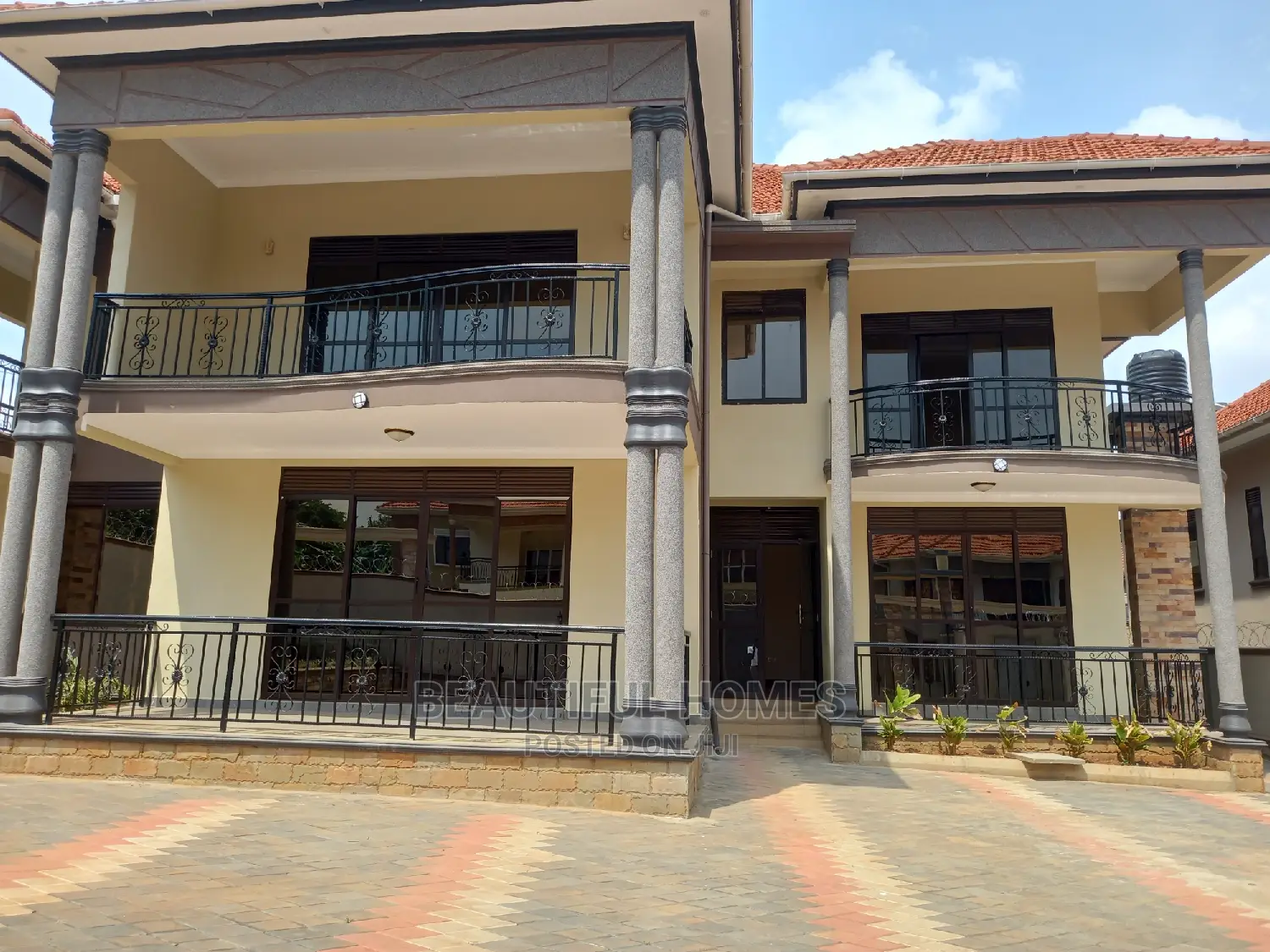Furnished 6bdrm Mansion in Najjera Tarmack Lane, Central Division in Central Division