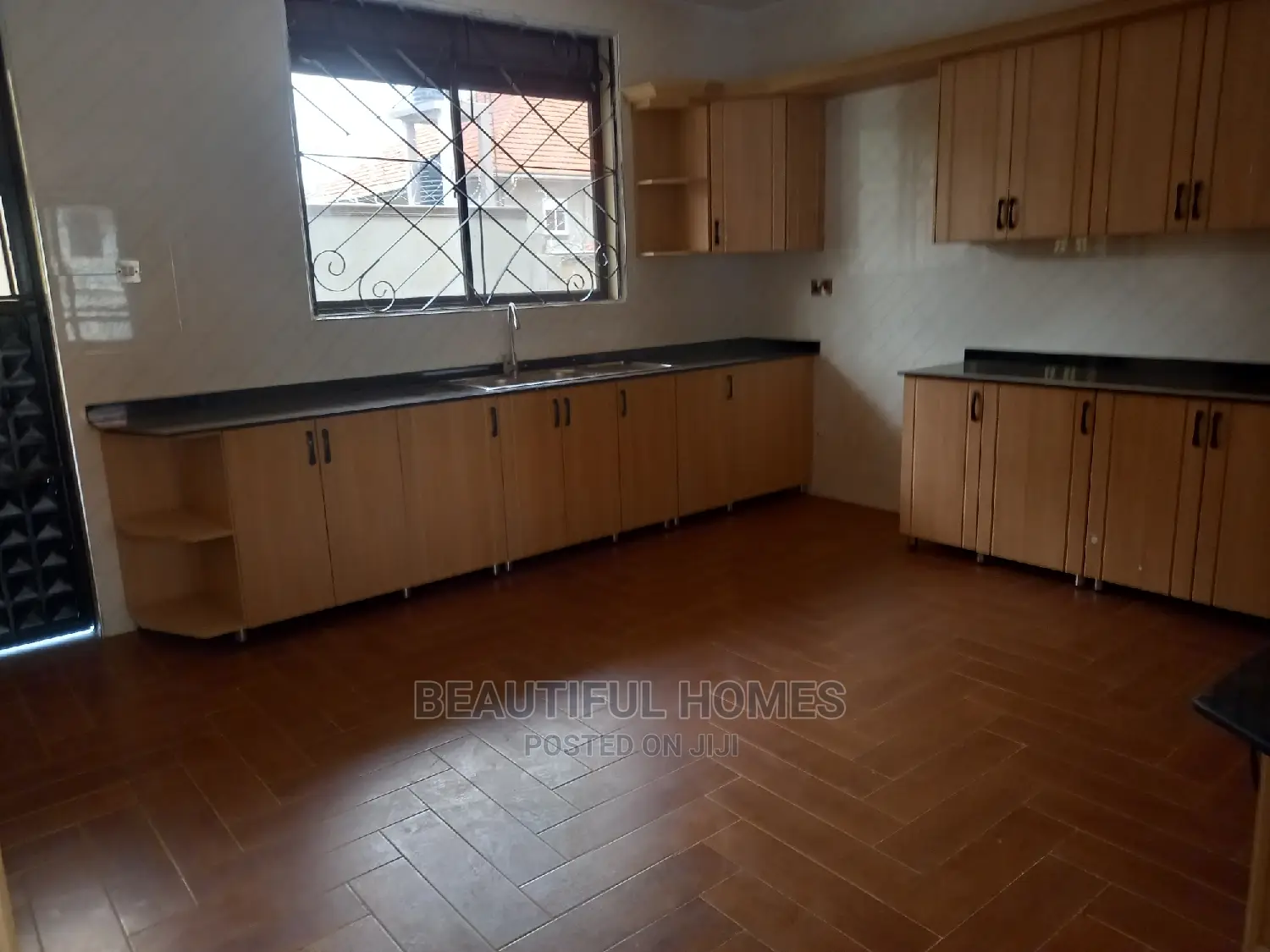 Furnished 6bdrm House in Najjera Rich, Central Division for Sale in Central Division