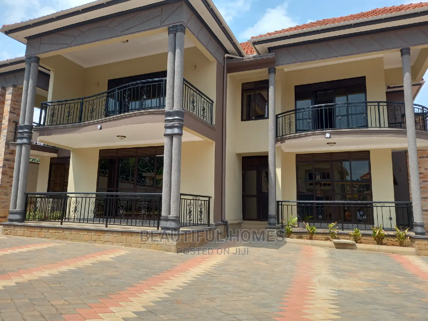 Furnished 6bdrm Mansion in Najjera Tarmacked, Central Division in Central Division