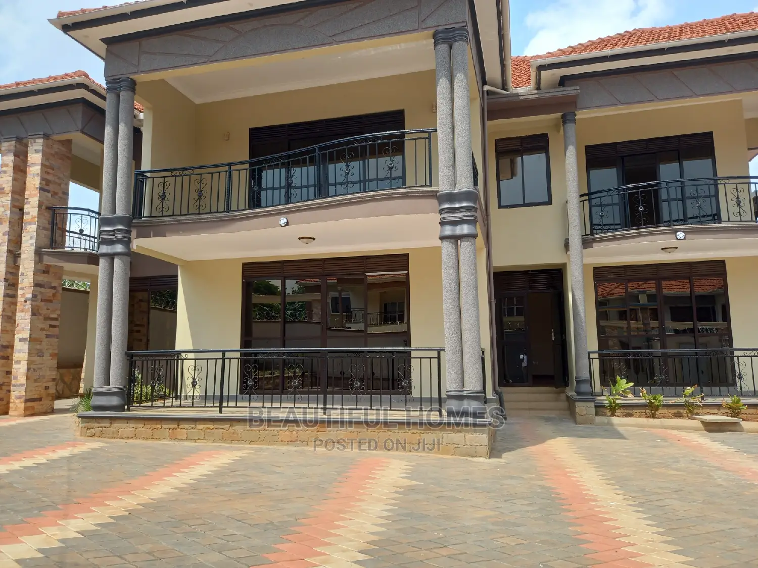Furnished 6bdrm Mansion in Najjera Tarmacked, Central Division in Central Division
