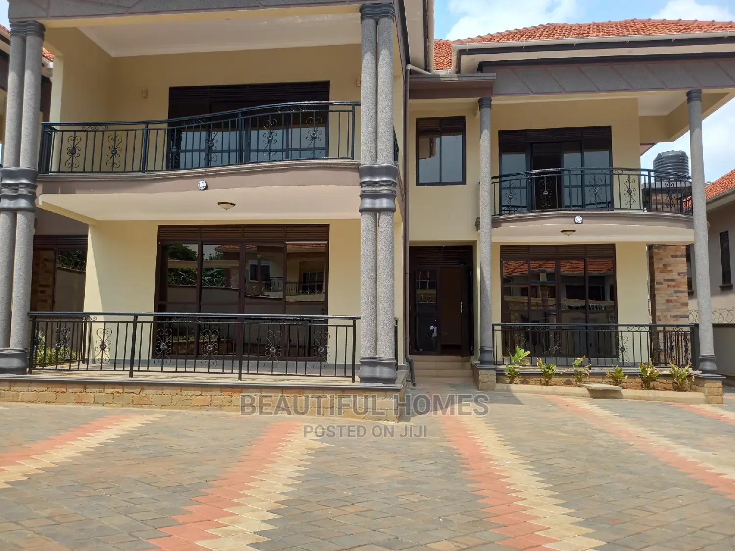 Furnished 6bdrm Mansion in Najjera Tarmacked, Central Division in Central Division