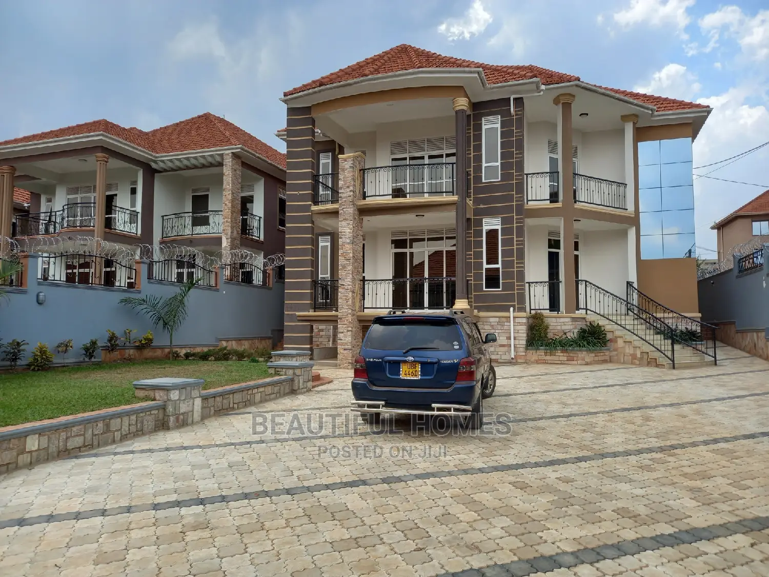 Furnished 6bdrm Mansion in Kira Tarmacked, Central Division for Sale in Central Division