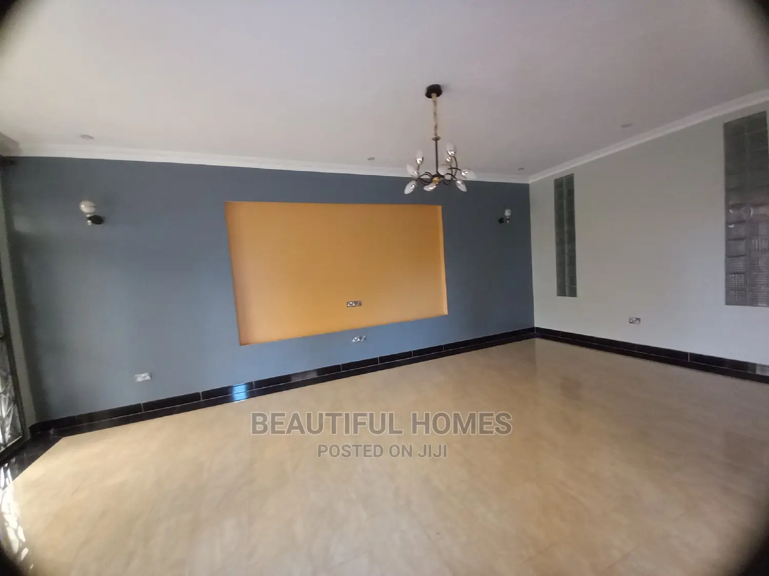 Furnished 6bdrm House in Kira Corporate for Sale in Kira