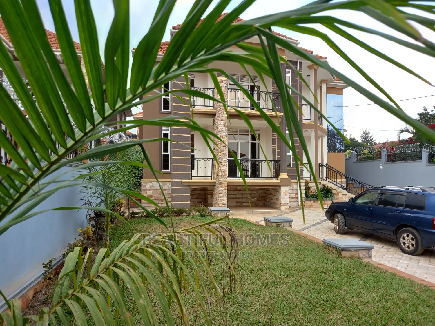 Furnished 6bdrm House in Kira Corporate for Sale in Kira