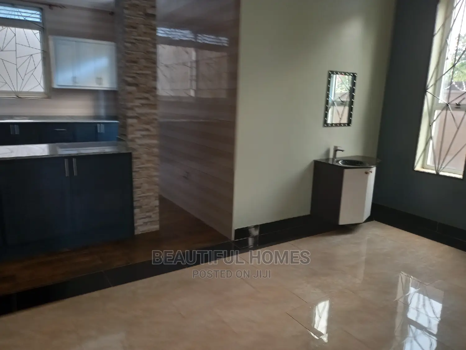 Furnished 6bdrm Mansion in Kira Tarmacked Gated for Sale in Kira