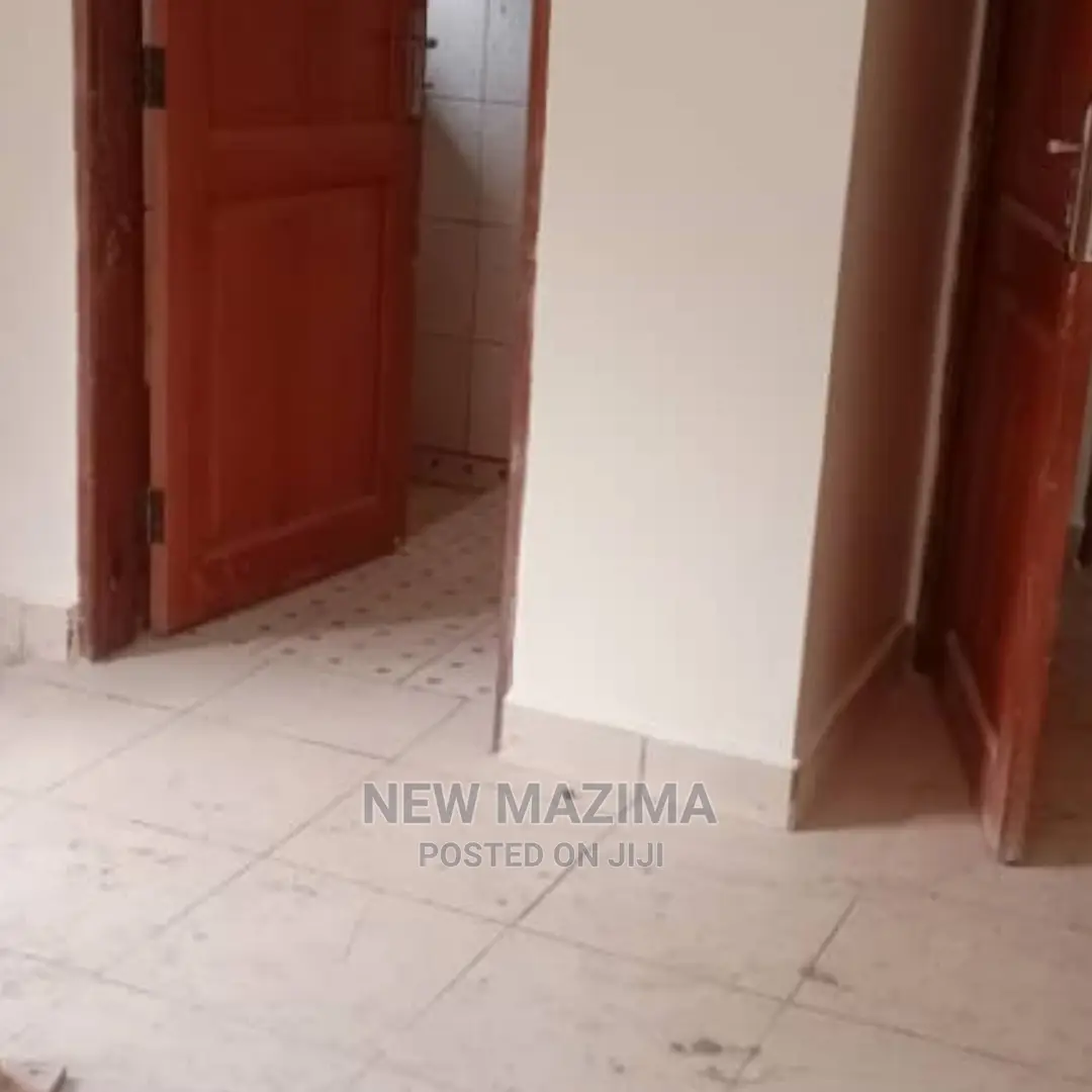 3bdrm House in Buziga Heights, Division B for Sale in Division B