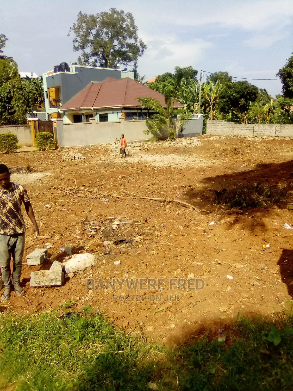 100/100 Plot for Sale in Kira Church Road in Kira