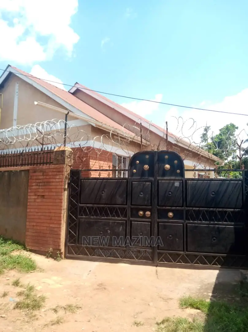 4bdrm House in Buziga Konge, Division B for Sale in Division B
