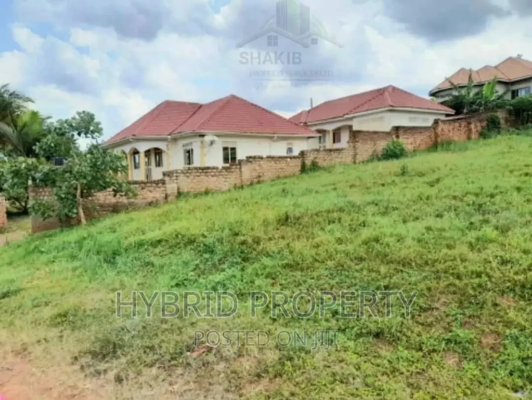 Plots for Sale at Sumba~Kyambazi/Kitemu Estates~Masaka Road. in Nsangi