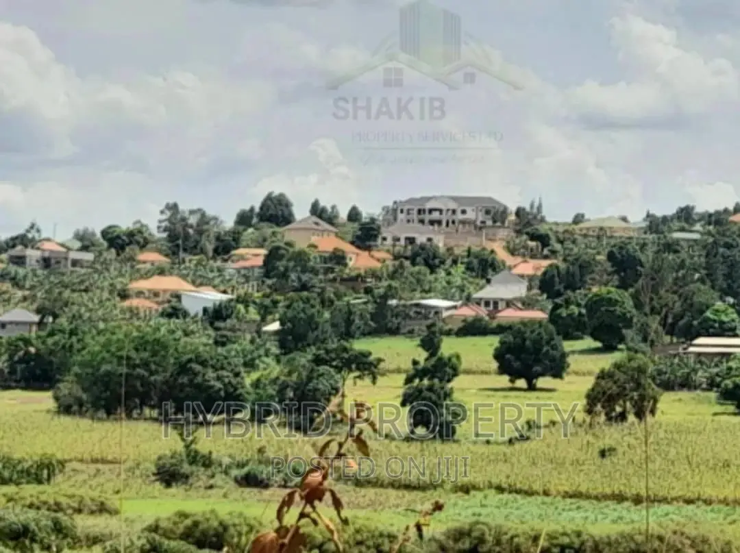Plots for Sale at Sumba~Kyambazi/Kitemu Estates~Masaka Road. in Nsangi