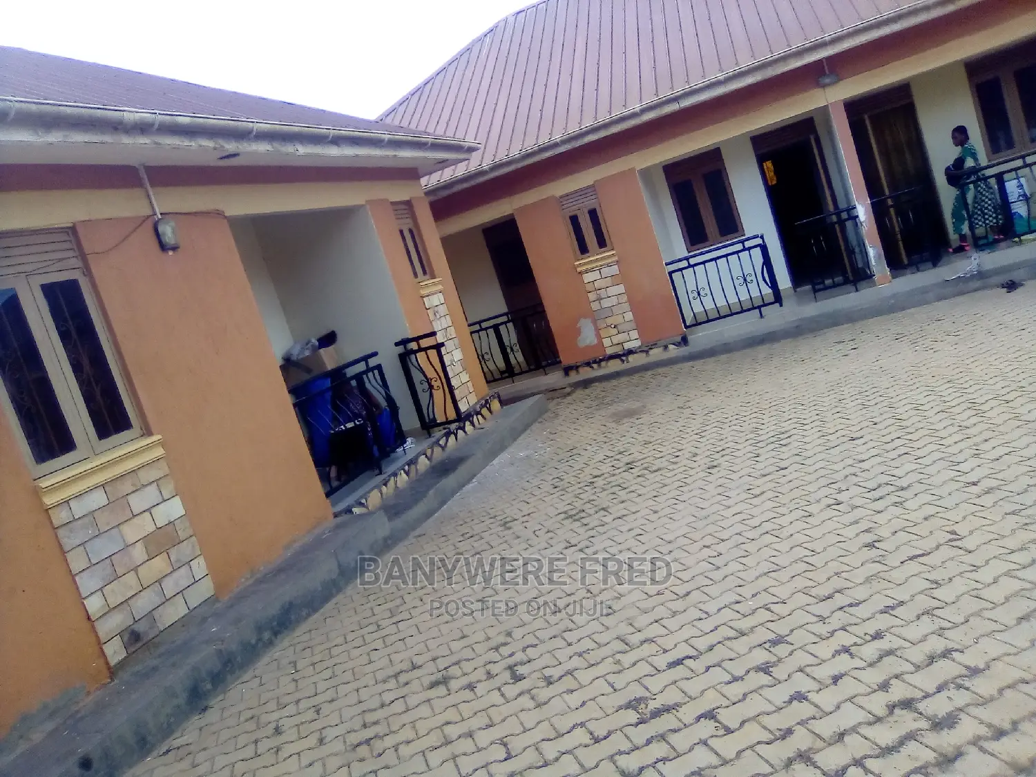 Furnished 2bdrm Bungalow in Kira for Rent in Kira
